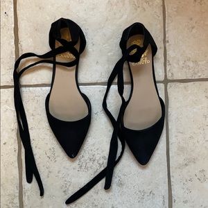 Black Vince Camuto dress shoes